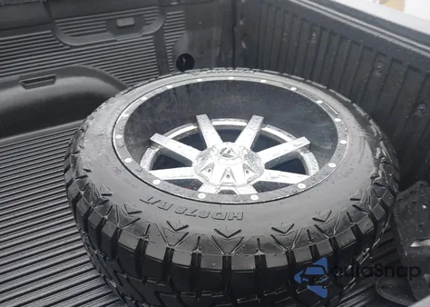 2015 Chevrolet Silverado 1500 1Lt/2Lt z USA, uszkodzony, nr VIN 3GCUKREC5FG409036